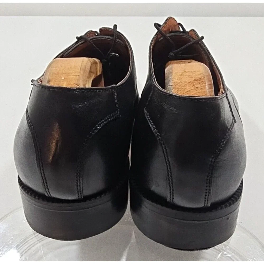 Jason & Justin Collection ~Men's Size 9.5~ Black Leather Dress Oxford Shoes.